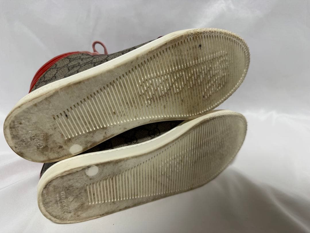 Gucci ピンク レッド ハイカットスニーカー