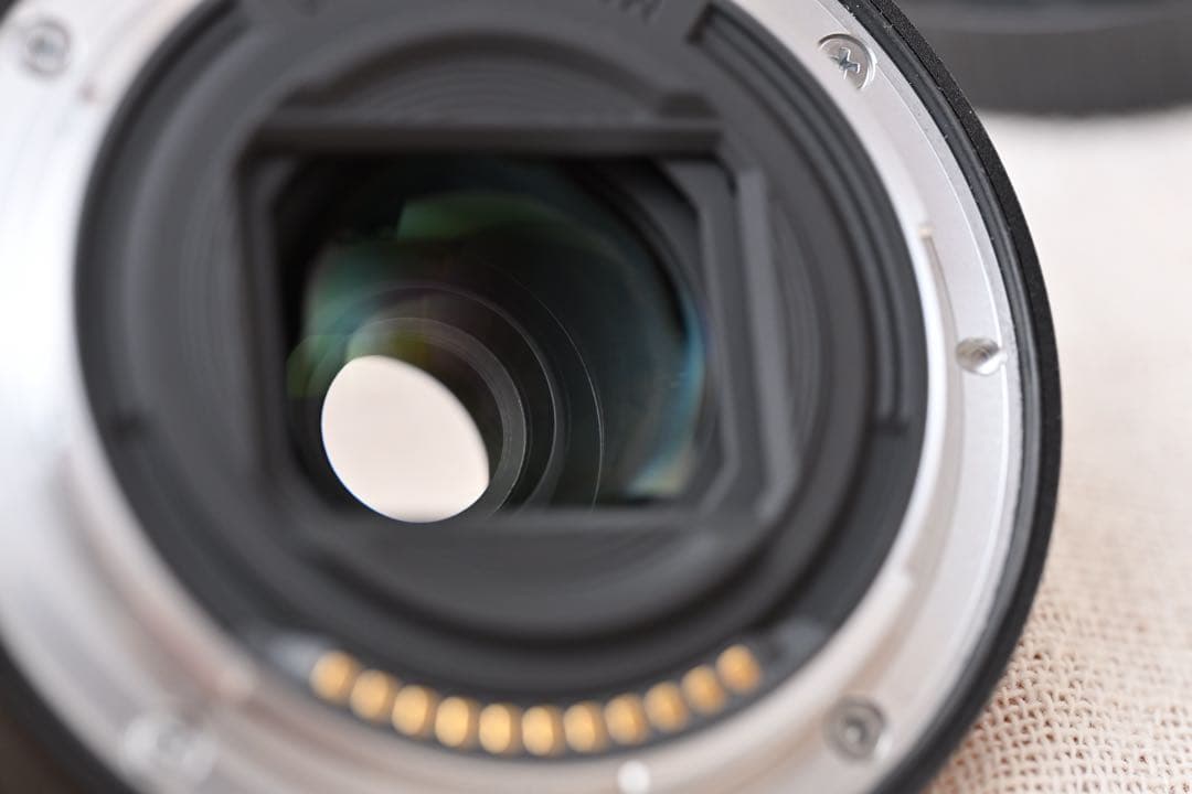 NIKKOR Z 26mm f/2.8 単焦点レンズ　Nikon