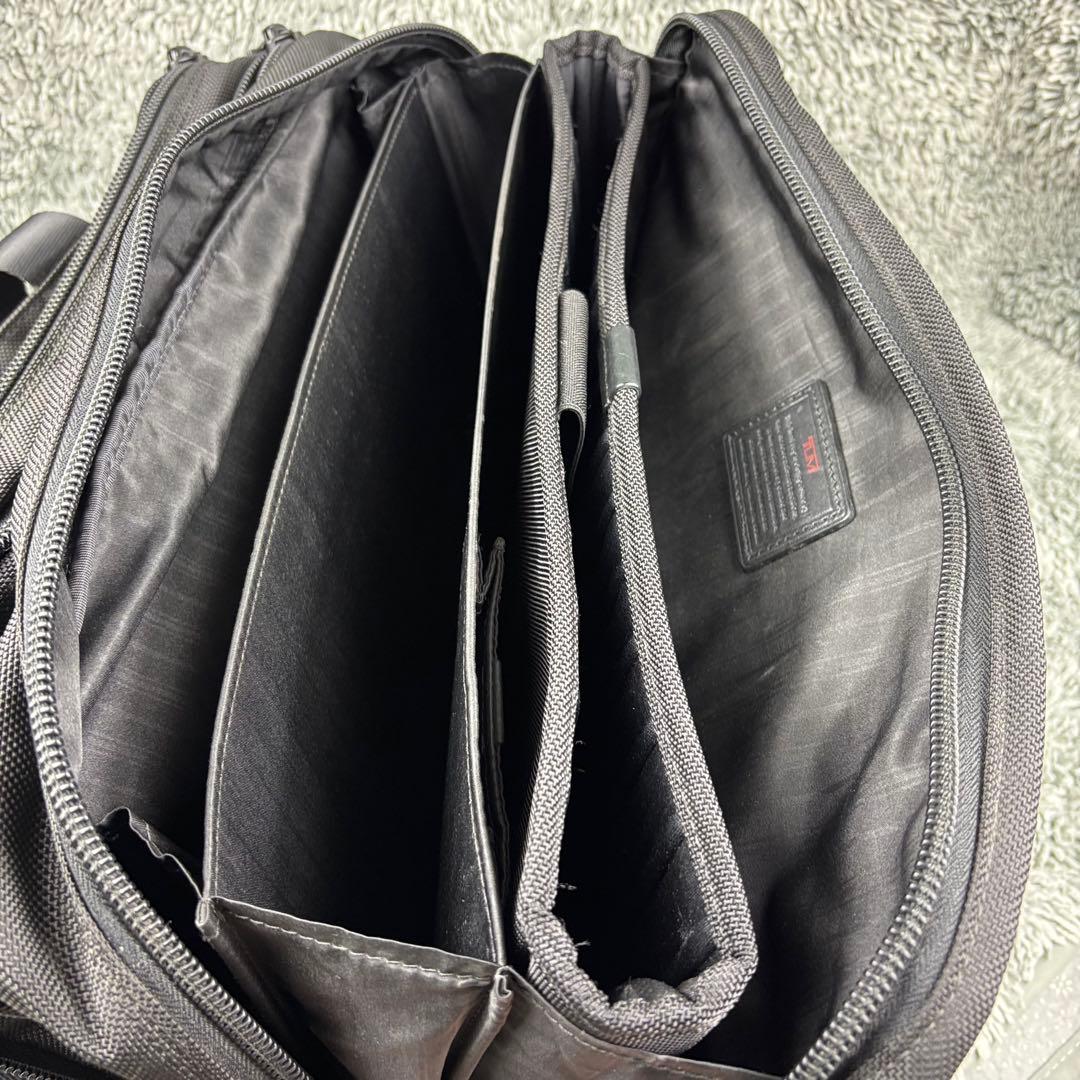 美品✨TUMI アルファ エクスパンダブル　オーガナイザー　ブリーフケース