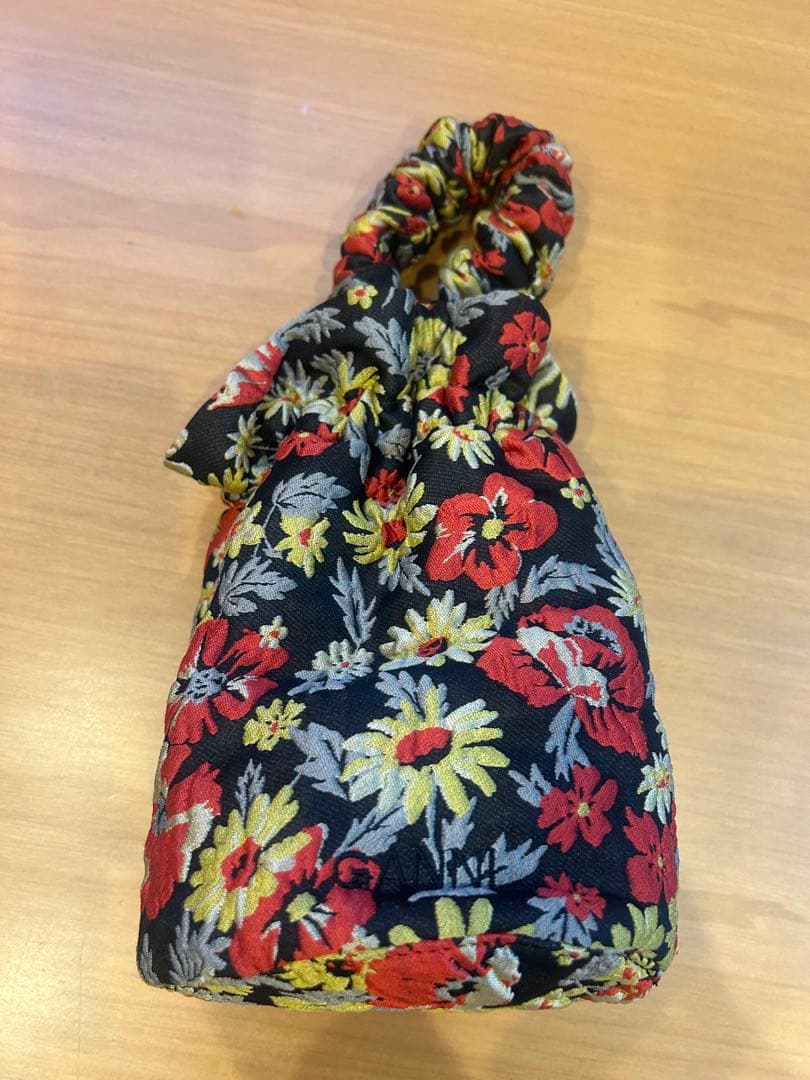 GANNI ガニー　花柄(ボタニカル)巾着バッグ