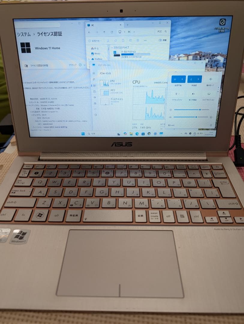 ASUS 極薄ノートPC Windows11