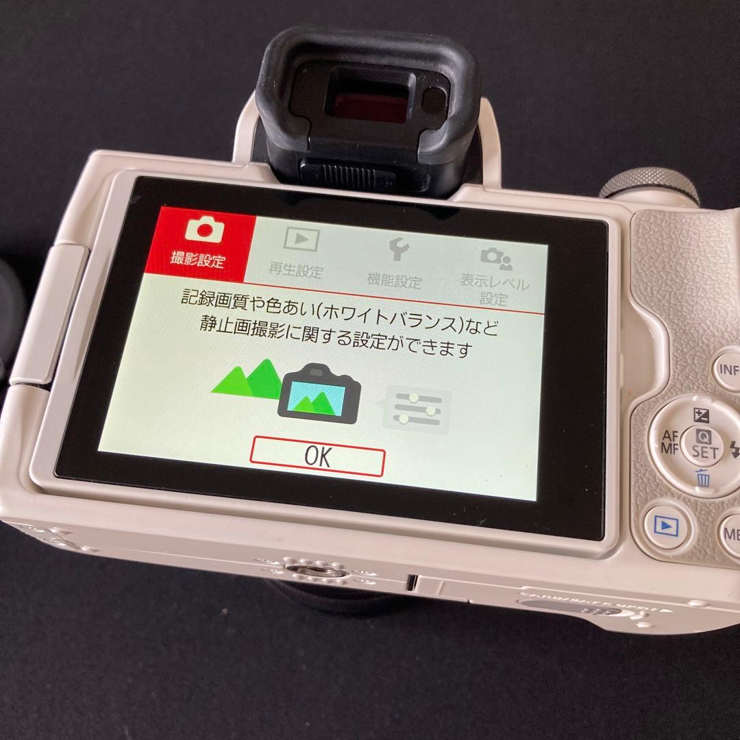 【美品】Canon EOS kiss M 18-55mm ミラーレスカメラ