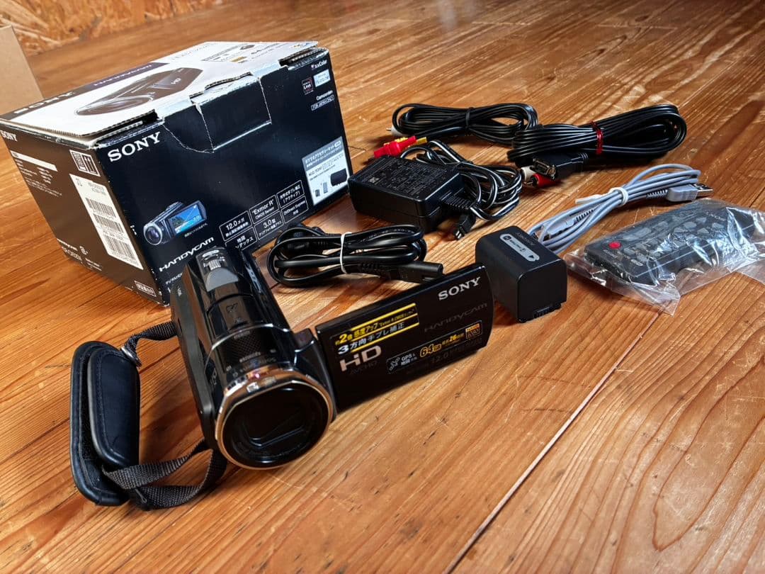 ビデオカメラ SONY Handycam HD 64GB hdr-cx520x