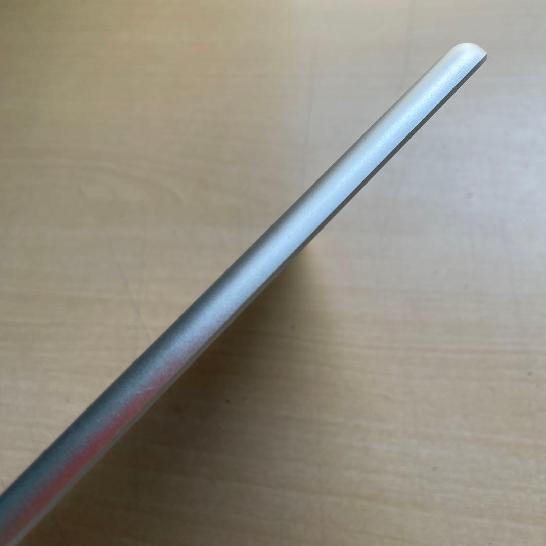 iPad 第6世代　A1893　Wi-Fiモデル　シルバー　32GB 美品　#9