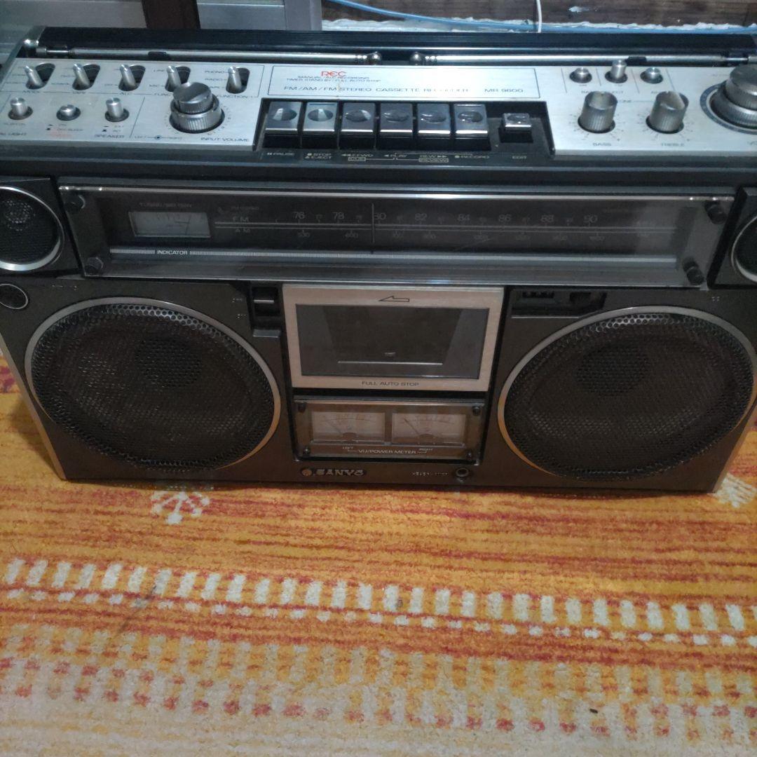 F*p様 SANYO MR 9600 ラジオ・カセットレコーダー、説明文必ずお読