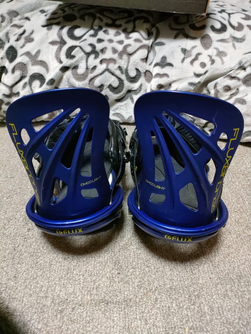 FLUX DS スノーボードビンディング 青/黒