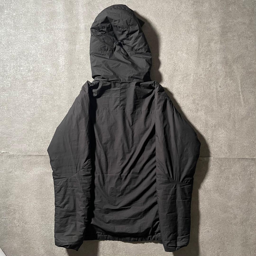 き*ん様 Patagonia マイクロパフフーディー 黒 ブラック ナイロンジャ