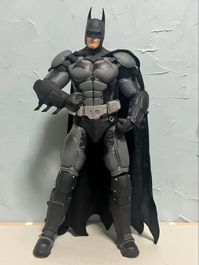 NECA ネカ 1/4 BATMAN バットマン アーカム・ビギンズ　フィギュア