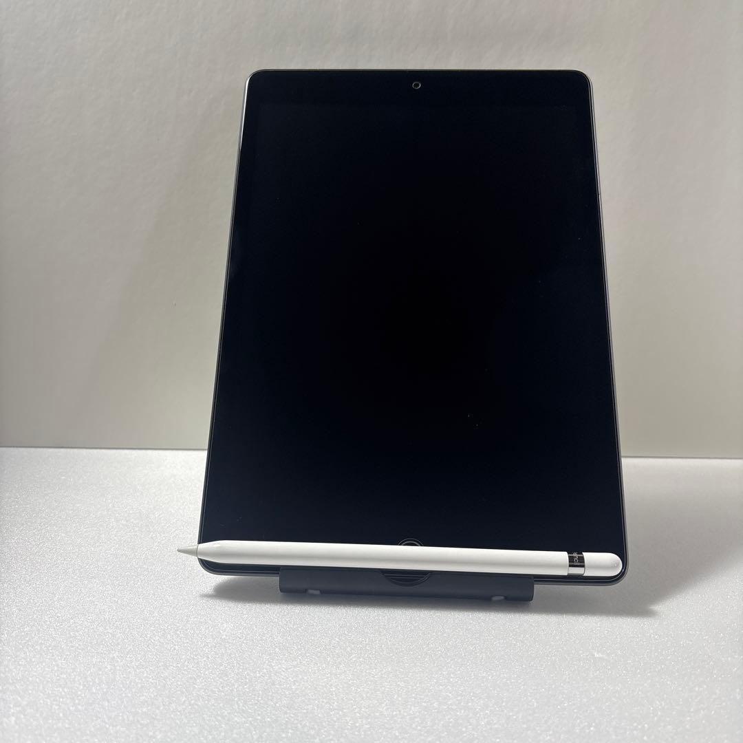 【美品】Apple iPad 第8世代 128GB + Apple Pencil
