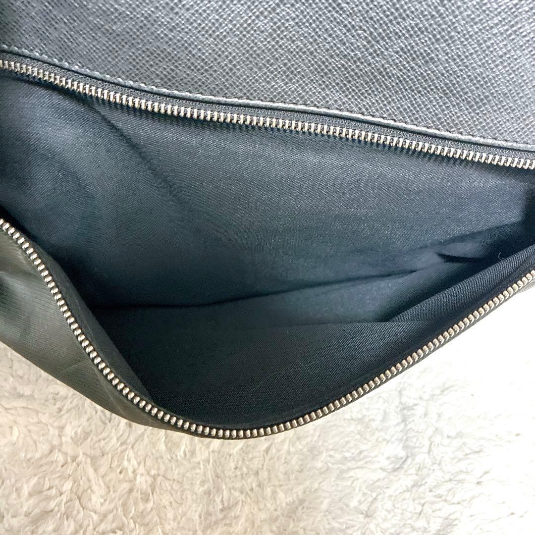 ルイヴィトン　デルスー　タイガ　ショルダーバッグ　メッセンジャーバッグ