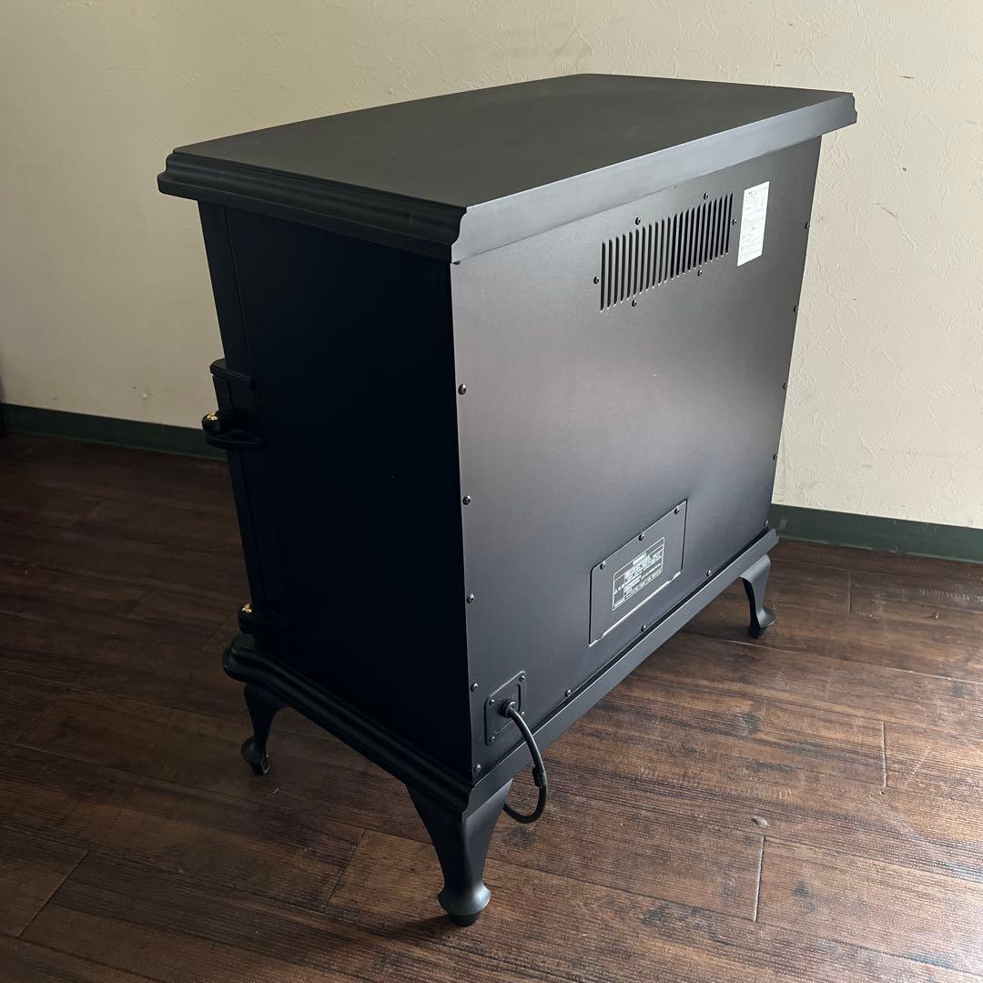 k849 暖炉のように可愛らしい電気ストーブ レトロな雰囲気が素敵 2017年製