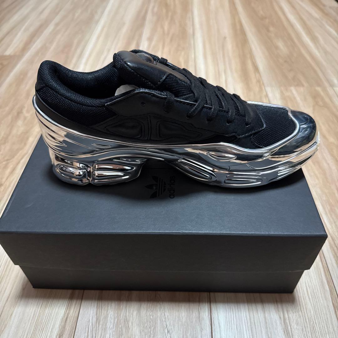 【RAF SIMONS×ADIDAS OZWEEGO】ラフシモンズ スニーカー