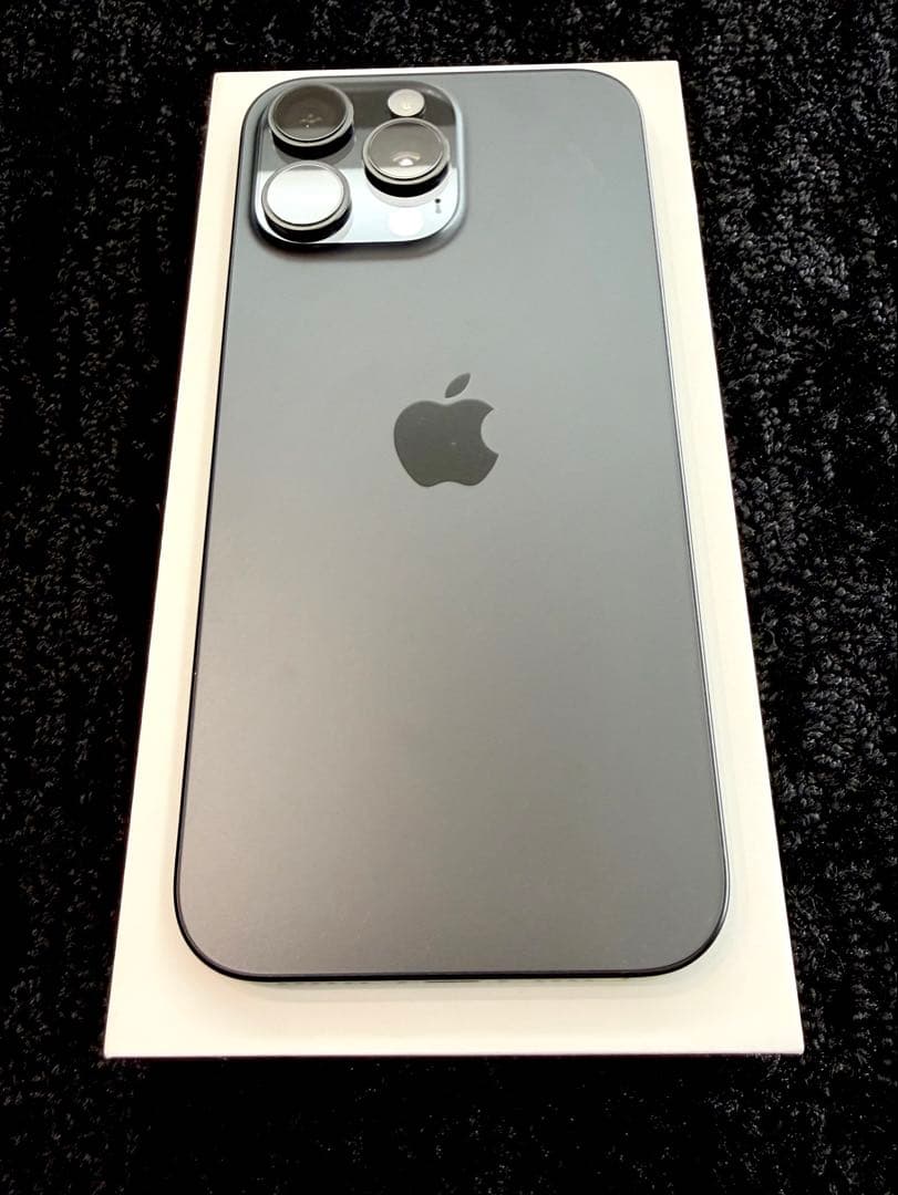 【超美品】iPhone16ProMax 512GB ブラックチタニウム おまけ付