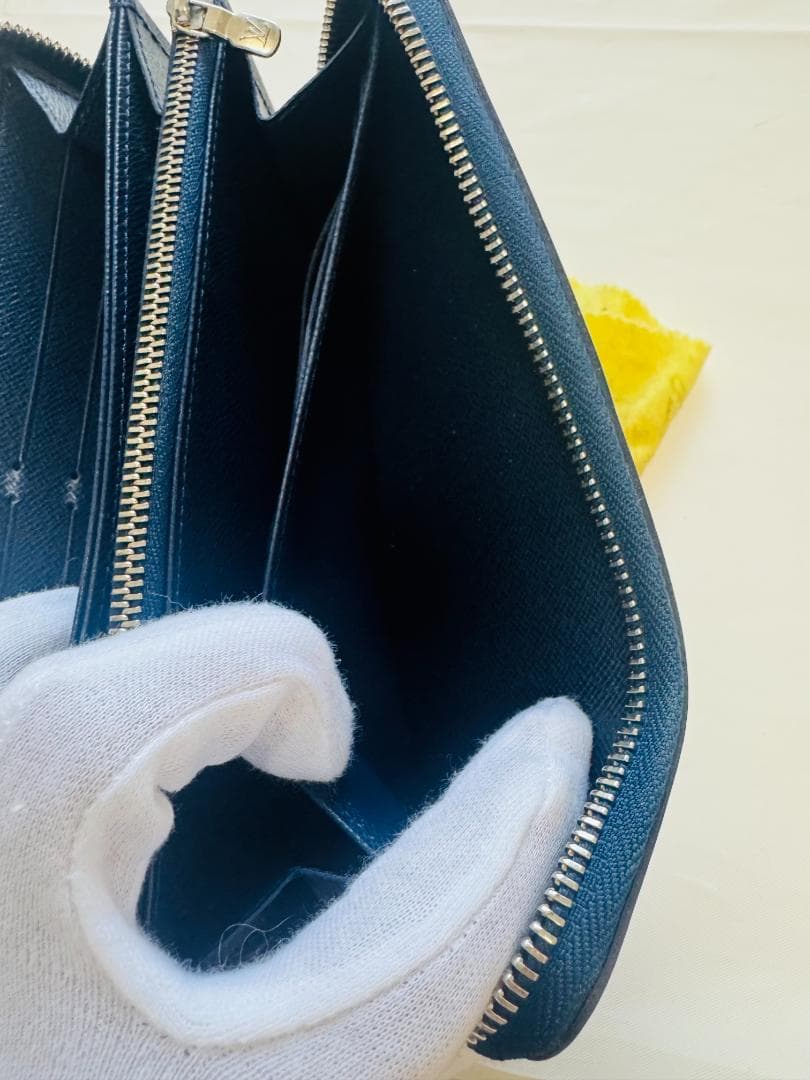 【美品 】ルイヴィトン エピ ジッピーウォレット 長財布　ラウンドファスナー 青
