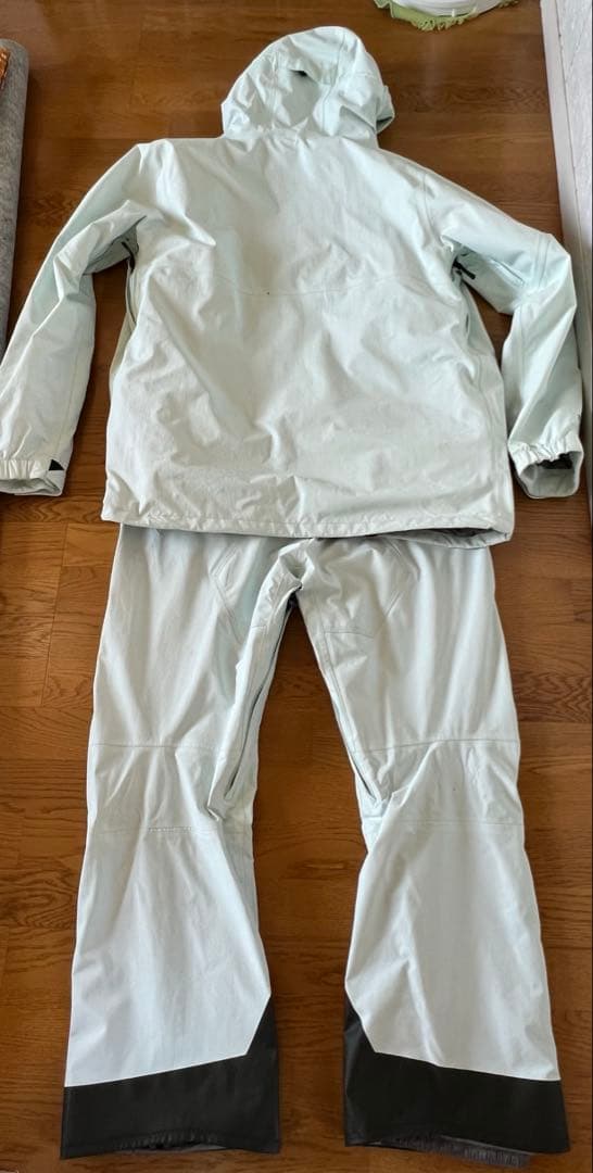 値下げ！VOLCOM サイズXL GORE-TEX上下SET スノーボードウェア