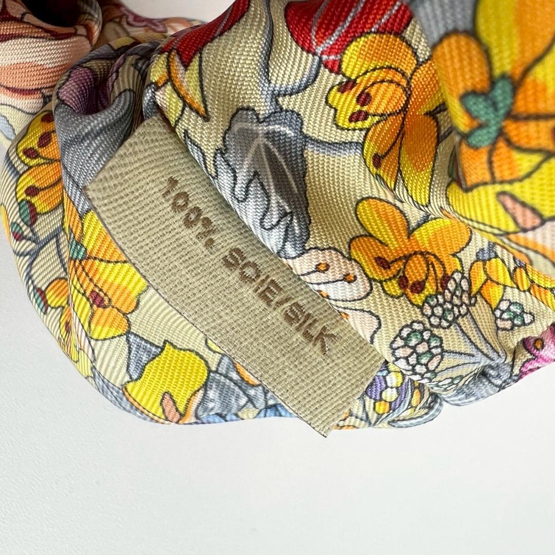 新品未使用　HERMES エルメス　クラウディア　シュシュ　ベージュ　花柄