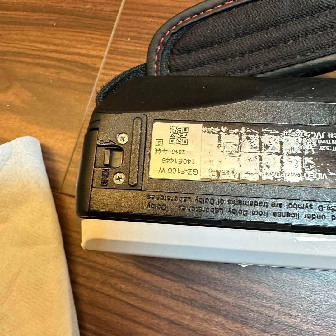 Victor JVC GZ-F100 ビデオカメラ 動作確認済み 0557