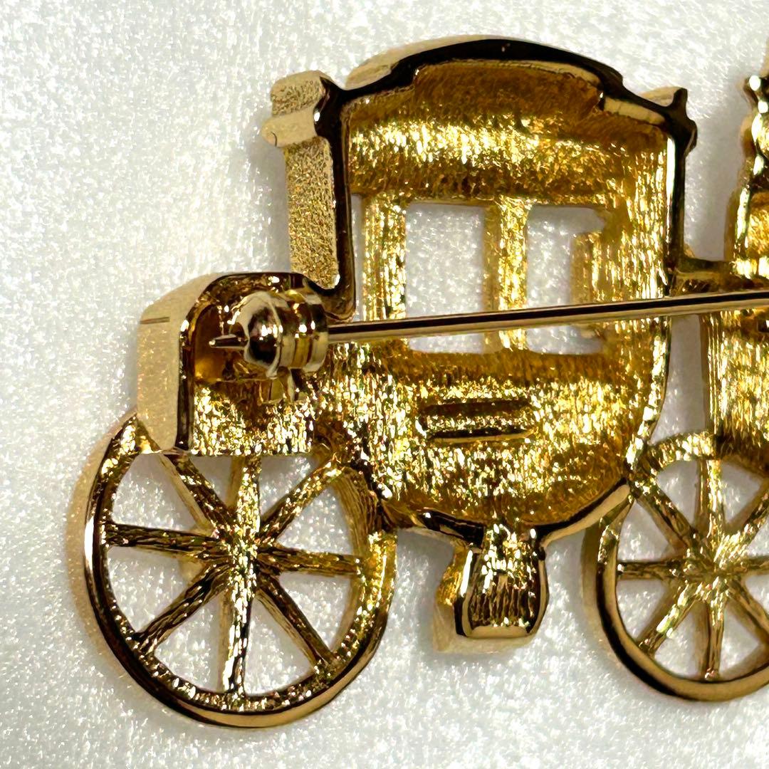 バーバリー Burberrys 【ヴィンテージ】 旧ロゴ　ブローチ　馬車型