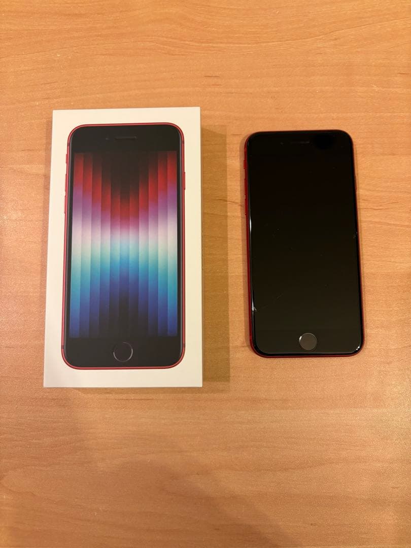 【画面割れ】iPhone SE 第2世代 128GB レッド イヤホン等付