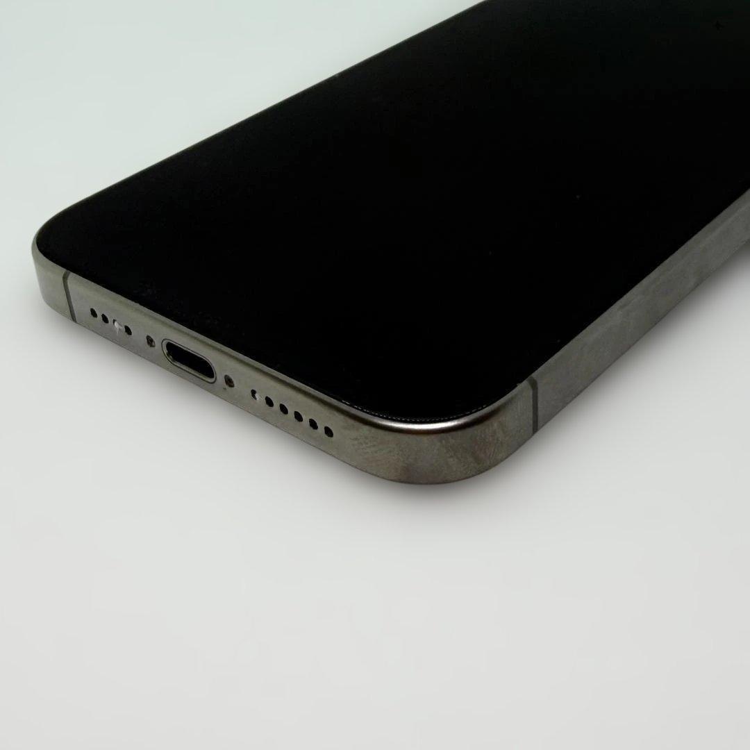 【美品】iPhone 15 Pro Max 256GB チタニウム SIMフリー