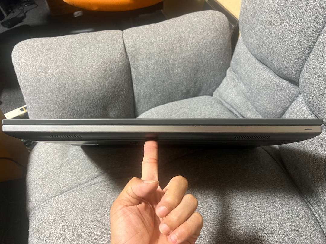 Dell Precision 7740 i5 17.3型 RadeonPro搭載