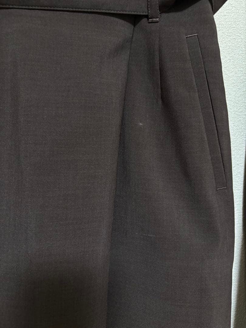 美品☆THE SUIT COMPANY 茶色レディーススーツ3点セット☆