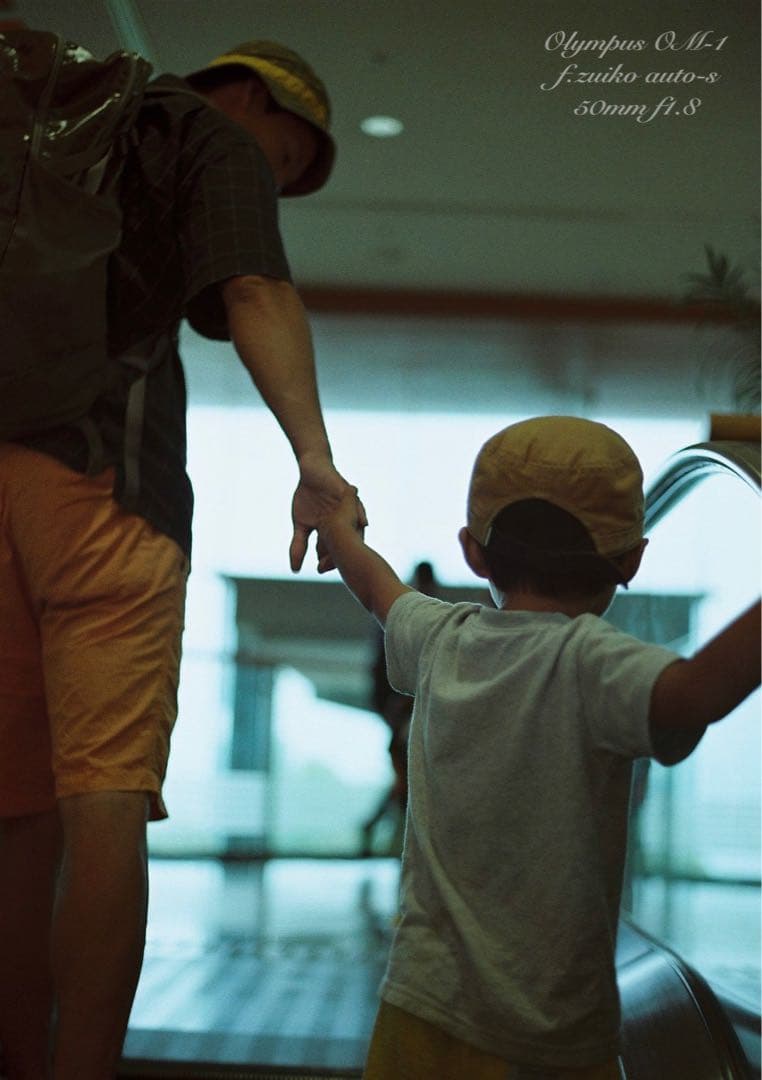 ★完動品＊美品＊初期保証★OM-1 &レンズf1.4★リザード・オリーブブラック