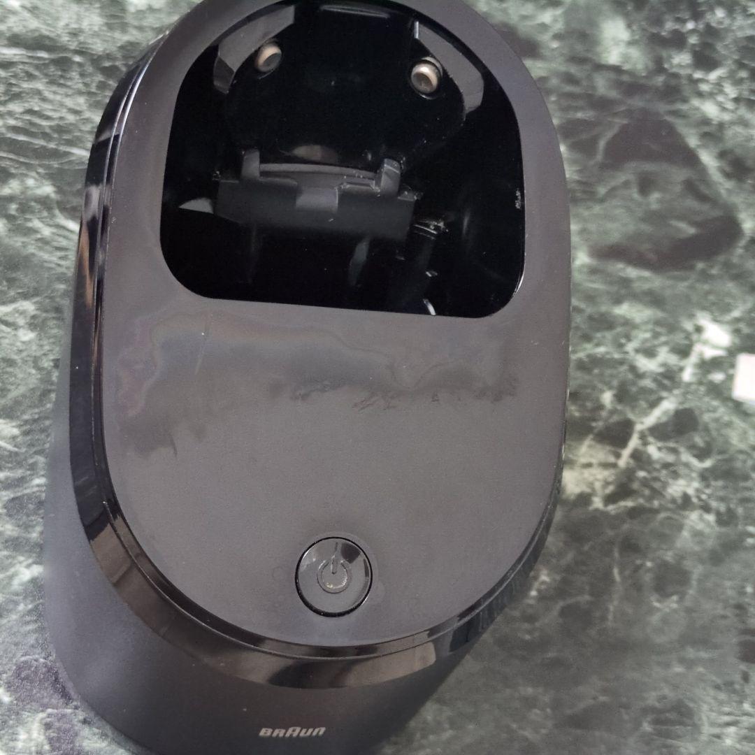 【訳あり・動作良好】BRAUN ブラウン シリーズ9 洗浄機付 髭剃り