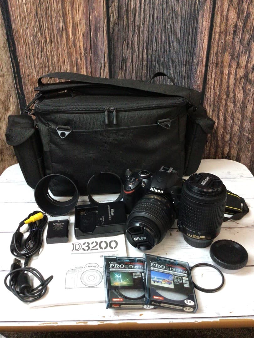 NIKON ニコン D3200 デジタル一眼レフカメラ ダブルレンズ