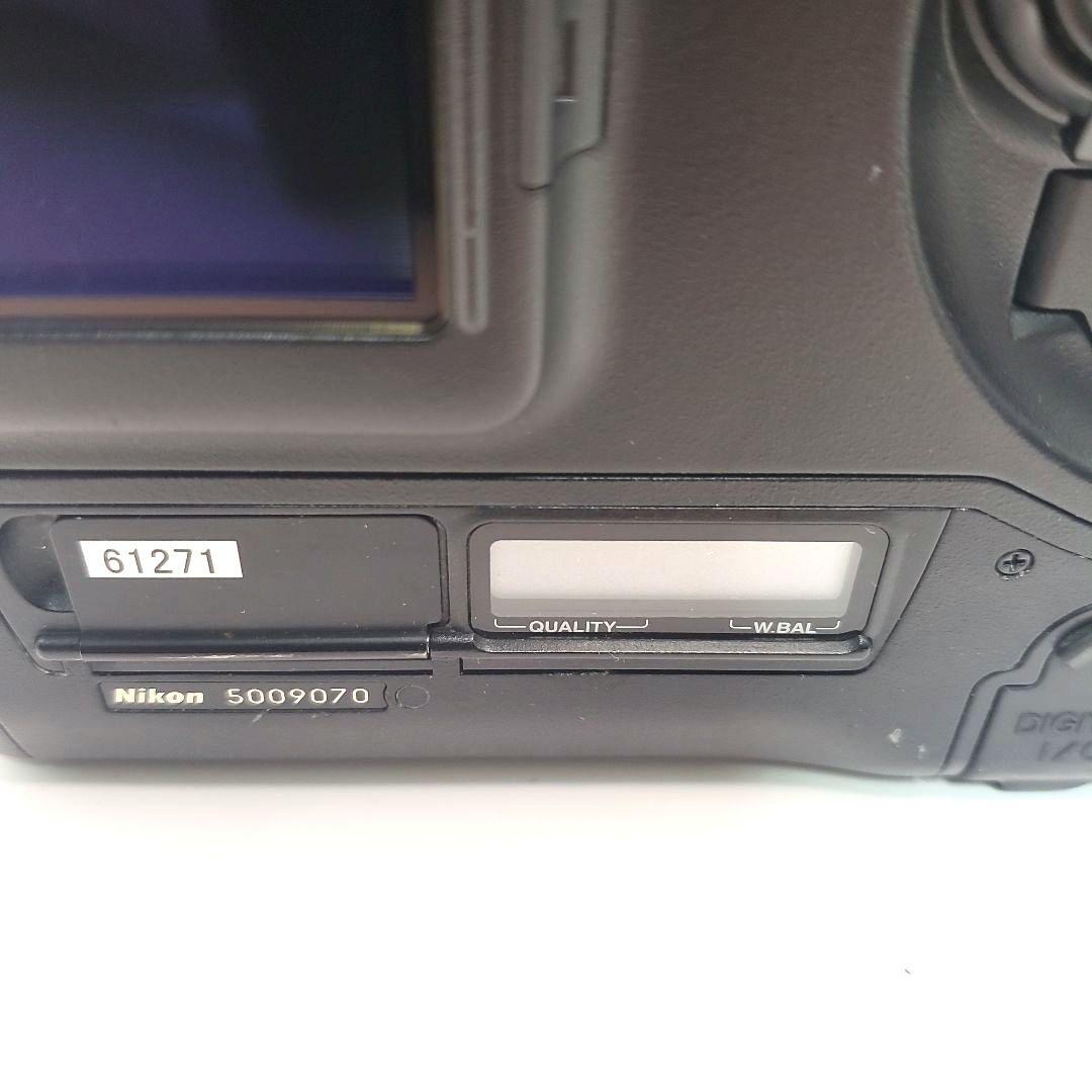Nikon D1 デジタル一眼レフ 本体 バッテリーなし 動作未確認