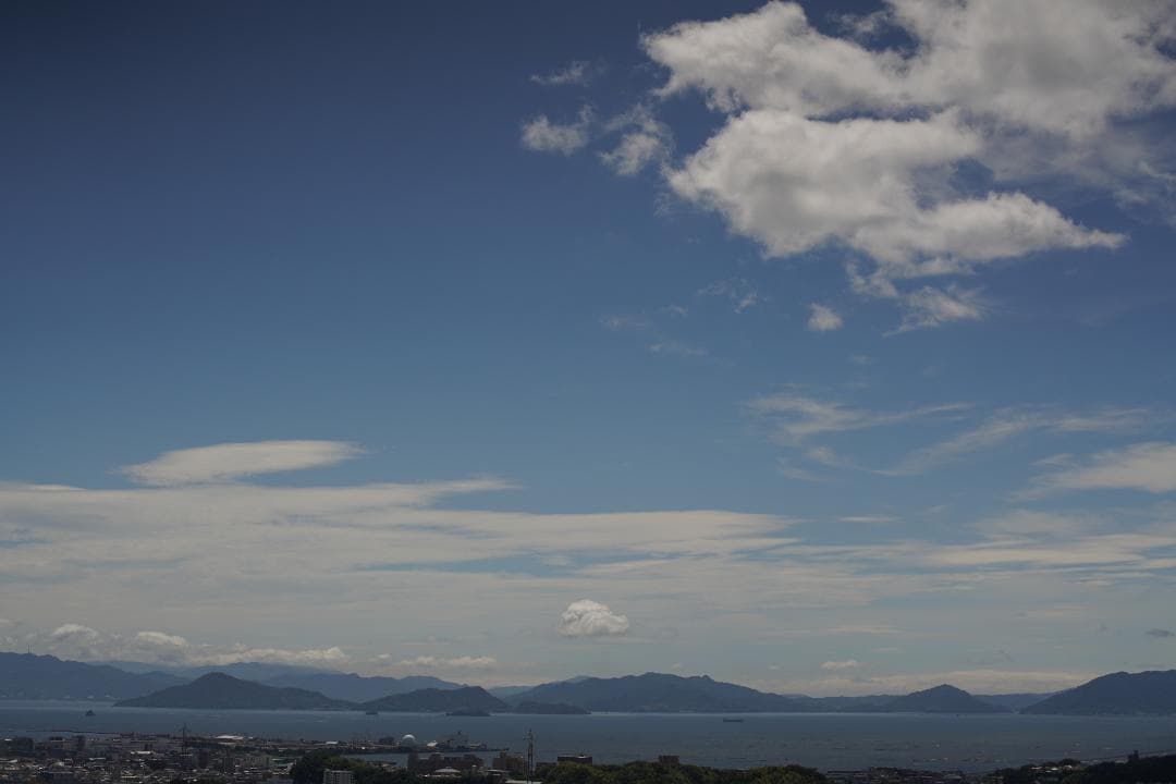 フィルムカメラ OLYMPUS OM-4 / ZUIKO AUTO-S 50mm F1.8