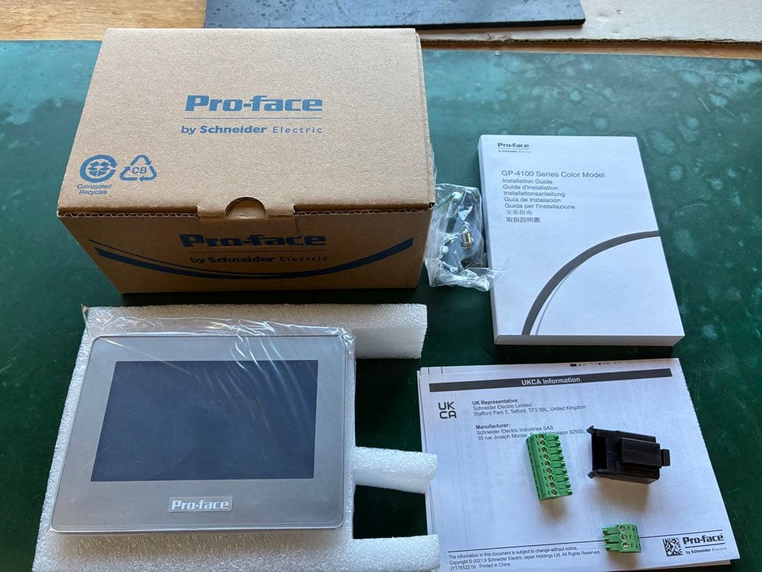 シュナイダー表示器　PFXGP4115T2D