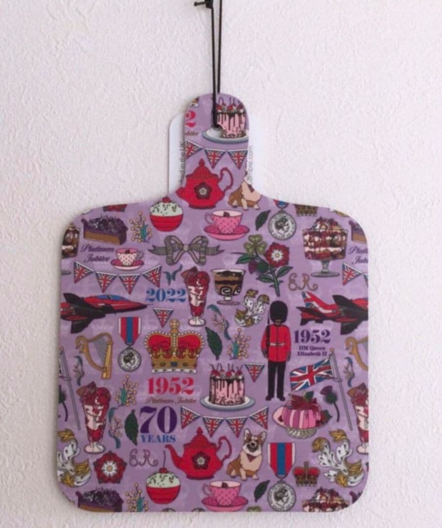 プラチナジュビリー2022　カッティングボード　小 2つ