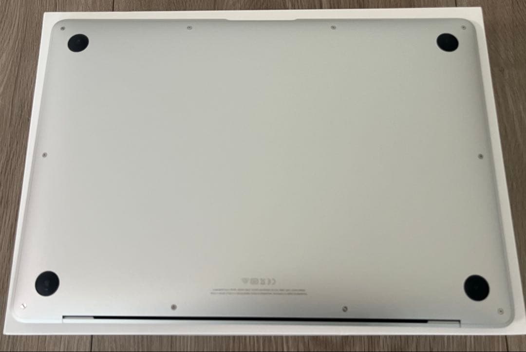 MacBook Air M1 2020 8GB/256GB 箱・充電器付き