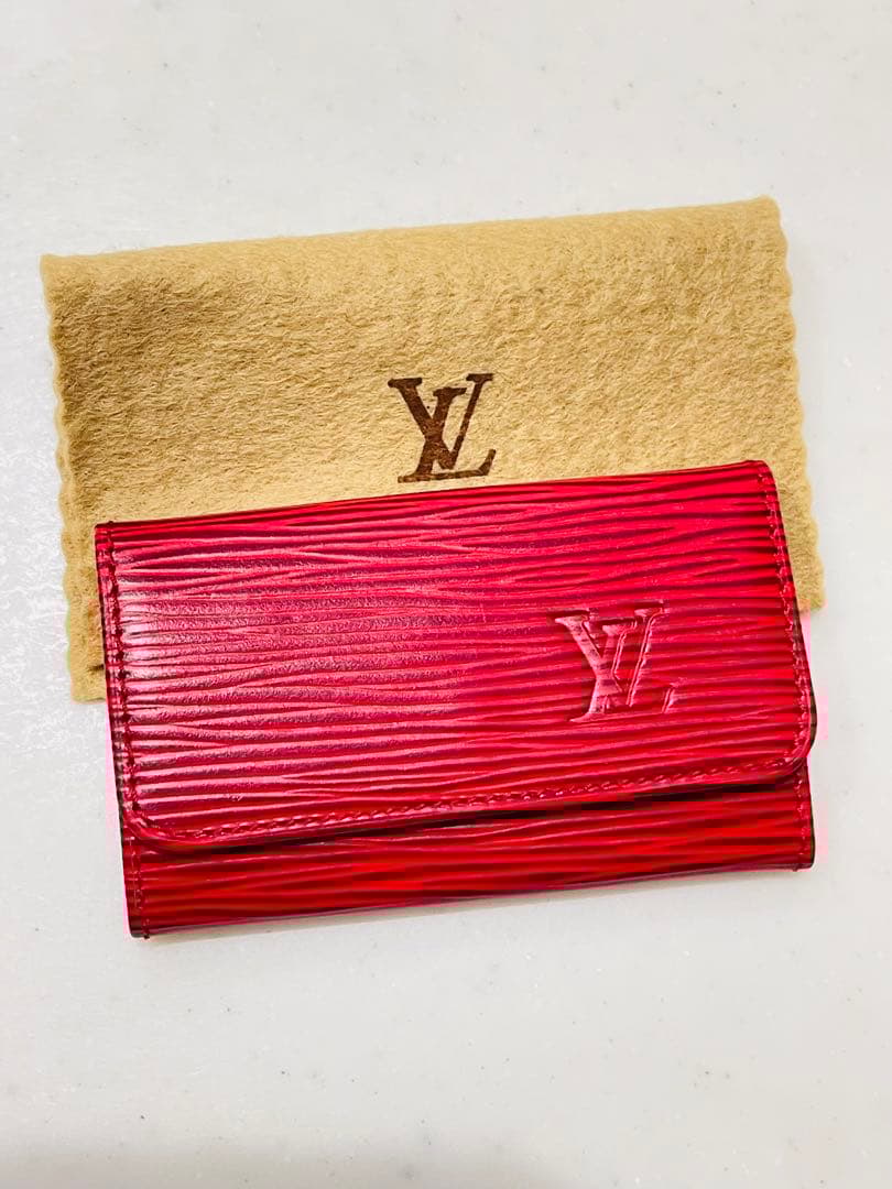Louis Vuitton エピレザー 赤キーケース 保存袋付き