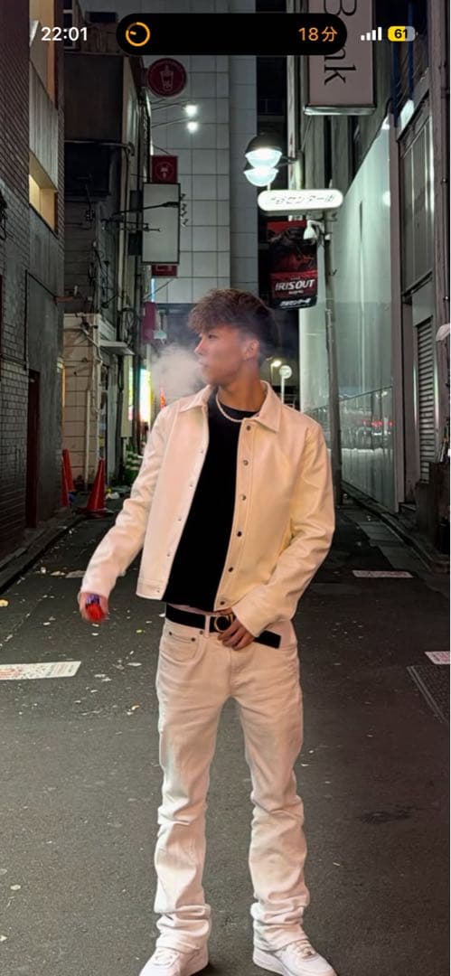 zaraホワイトレザージャケット