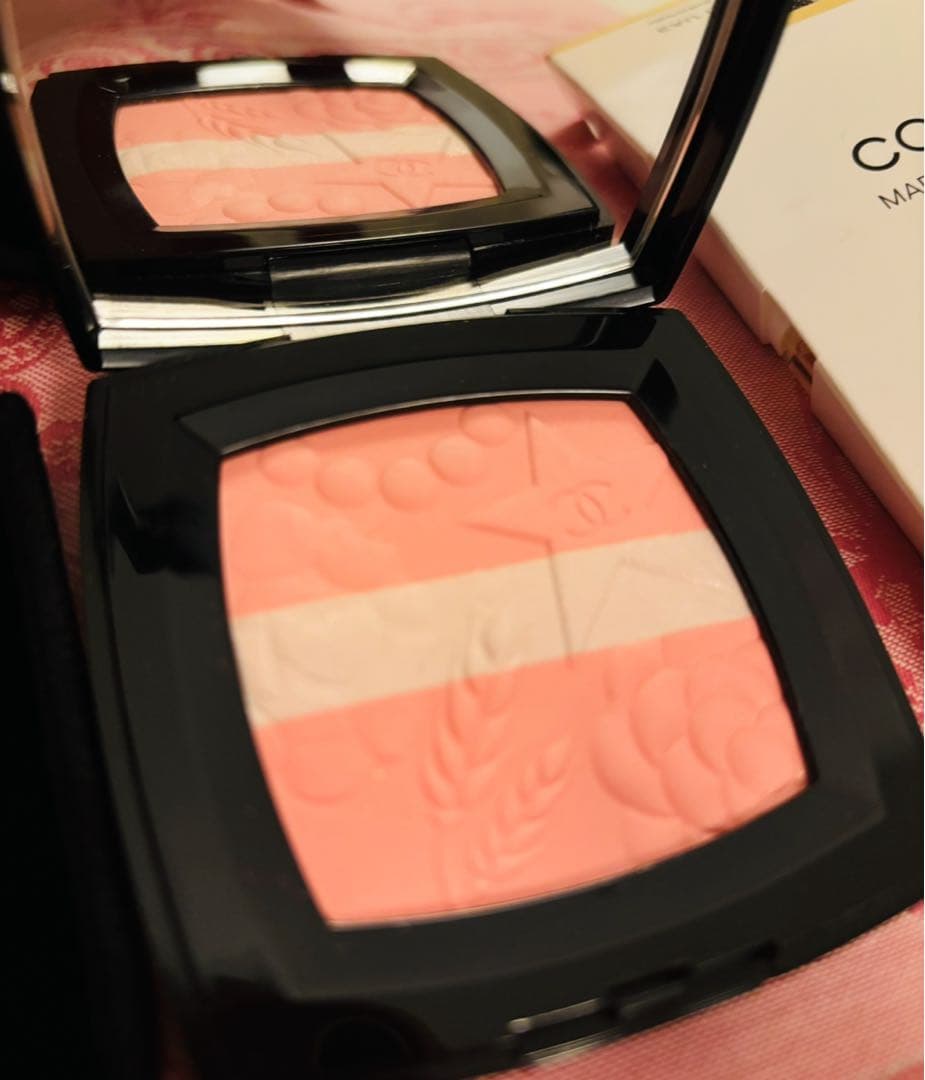 シャネル　CHANEL ホリデーコレクション2025 チーク＆ハイライターデュオ