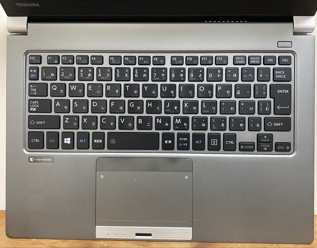 TOSHIBA dynabook R63/P 8／512GB SSD