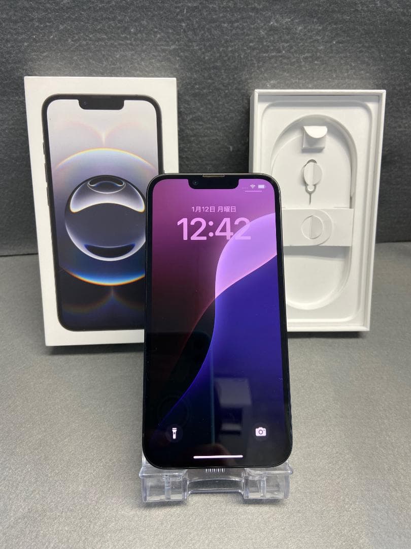 ほぼ未使用品 国内版 SIMフリー iPhone 16e 128GB ブラック色