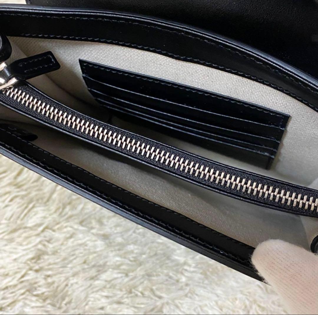 【新品同様】グッチ メッセンジャーバッグ サコッシュ ユニセックス 黒