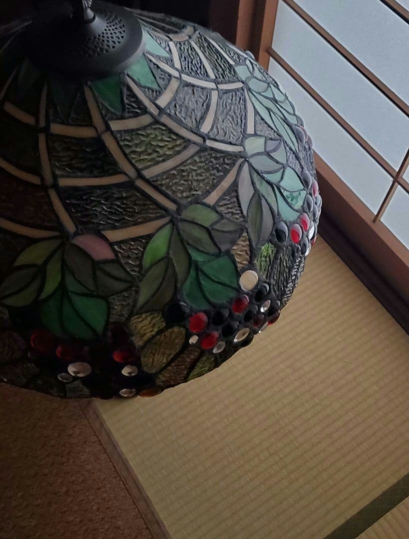【期間限定出品＊】葡萄のステンドグラスランプ　　照明器具　アールヌーボー