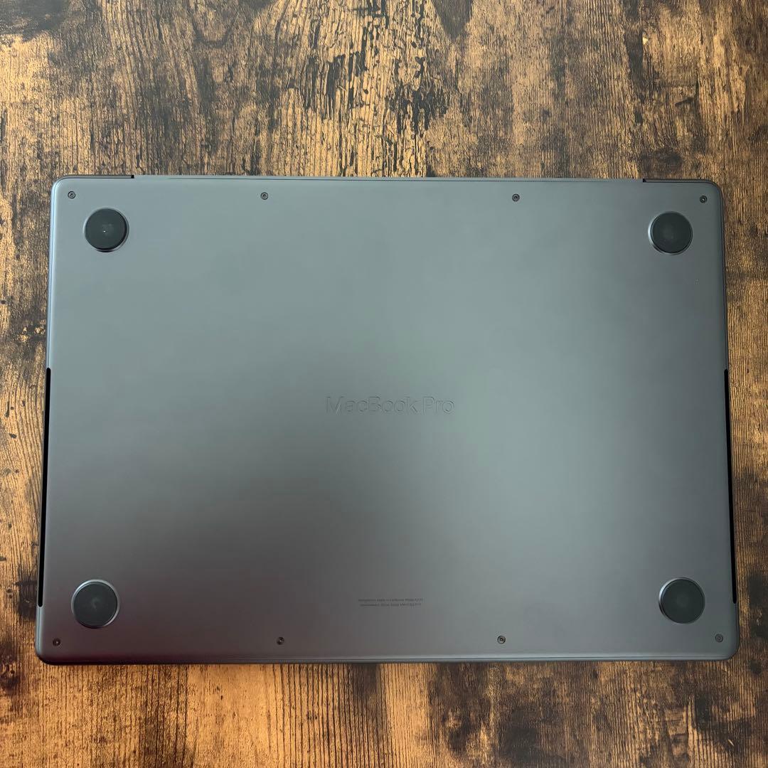 MacBook Pro 14インチ M4 メモリ24GB SSD1TB AC+