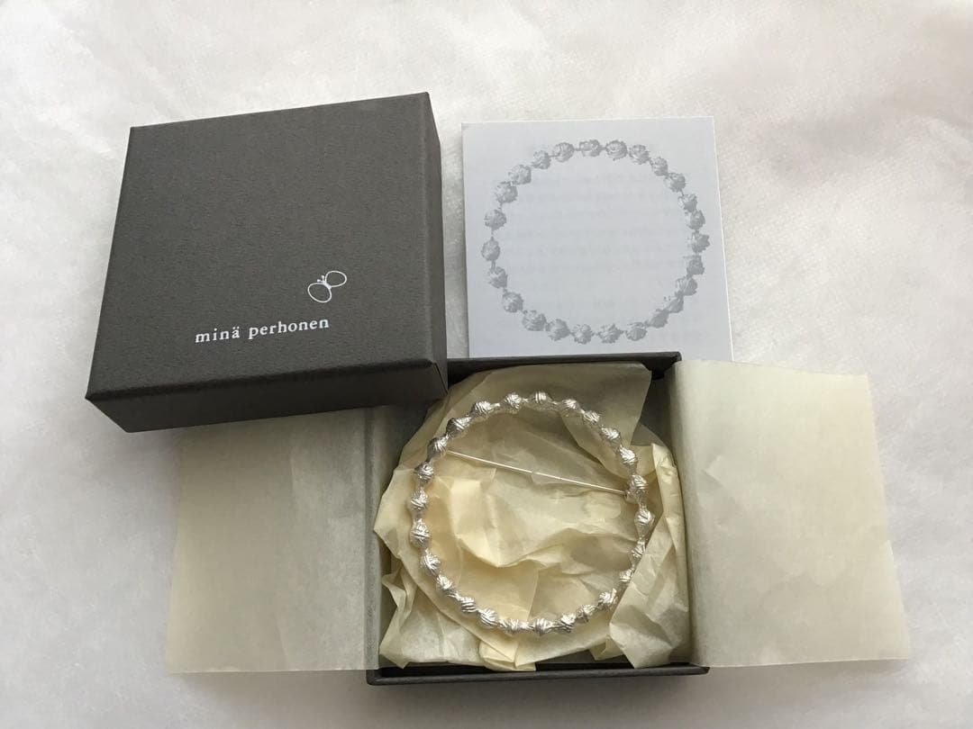 ミナペルホネン　tambourine ブローチ　シルバー