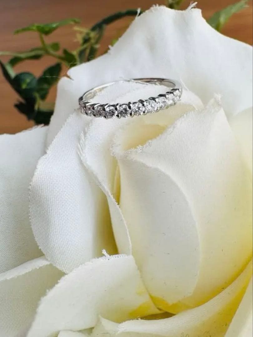 限定お値下げ♡pt900♡ダイヤモンド0.3ct♡ハーフエタニティリング