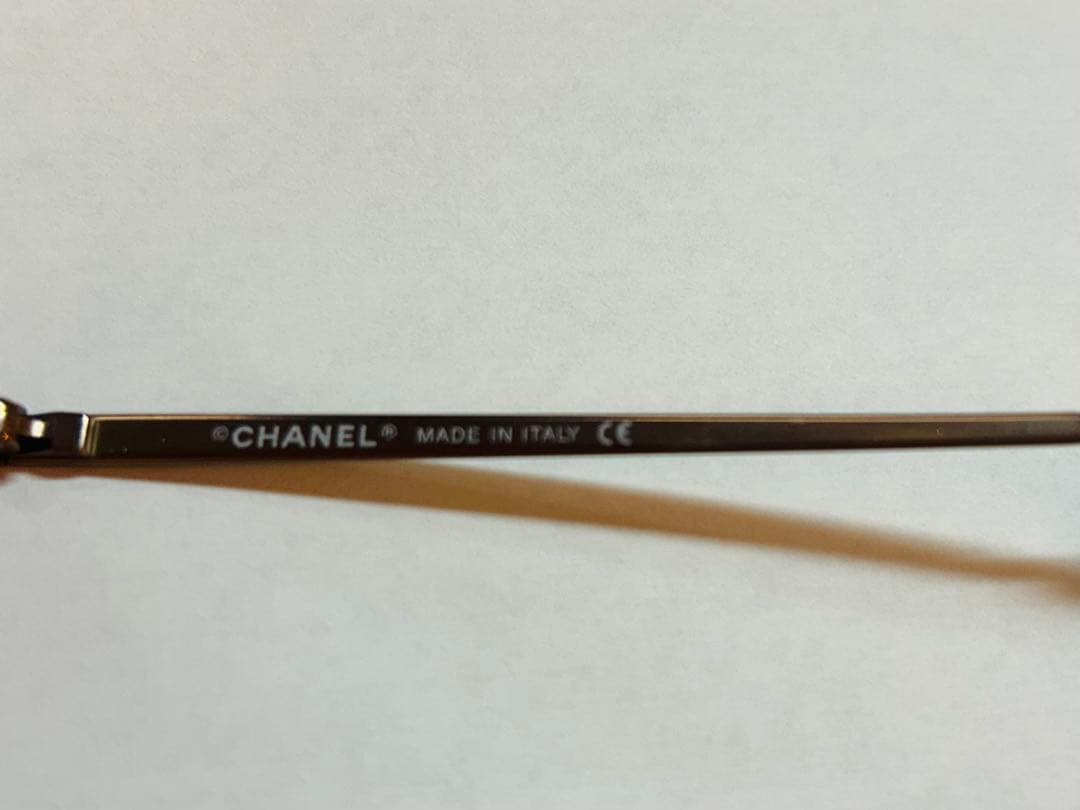 CHANELサングラスオレンジ