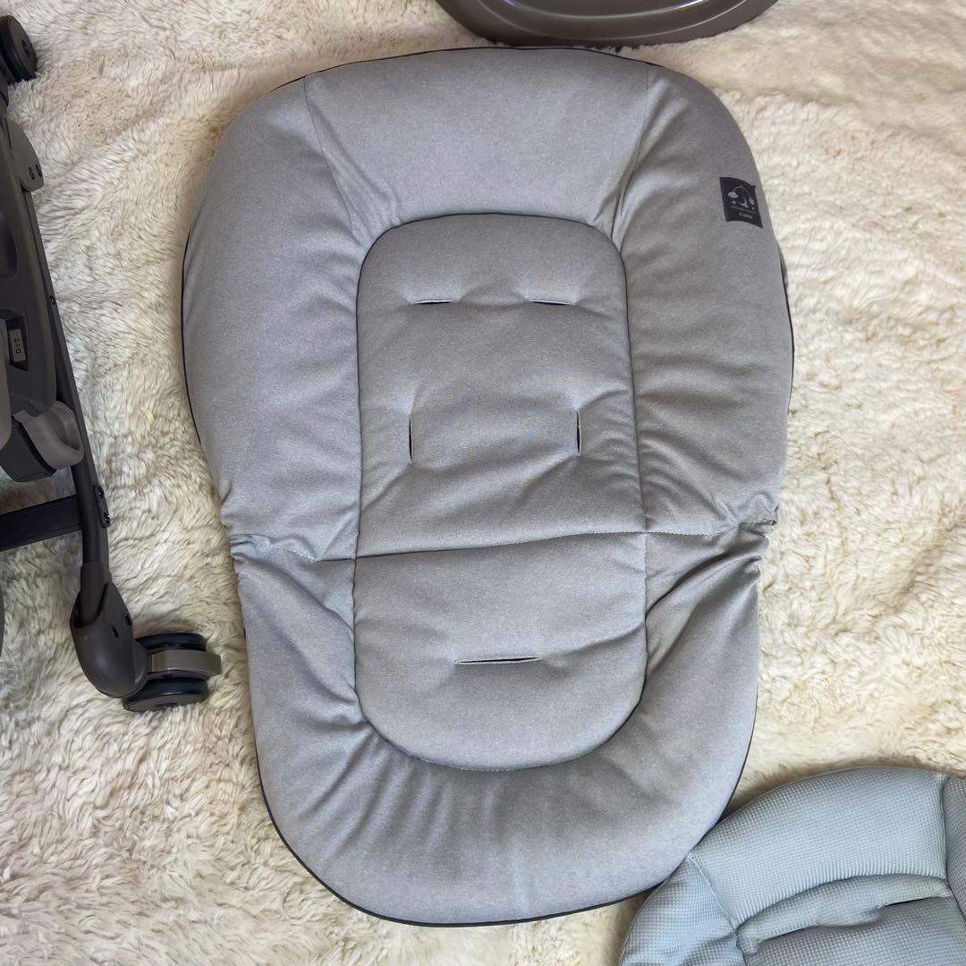 《極美品》 Combi コンビ ネムリラ AUTO SWING ミントグレー