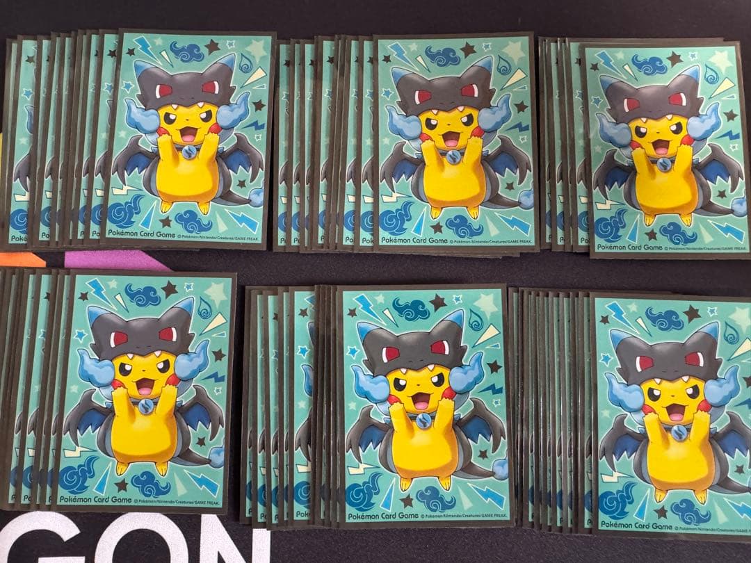 メガリザードンX Y ポンチョを着たピカチュウ　スリーブ　デッキケース　引退