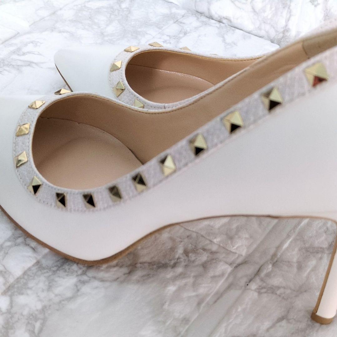 DIANA　パンプス　スタッズ　ホワイト　ハイヒール　ピンヒール　レザー　本革