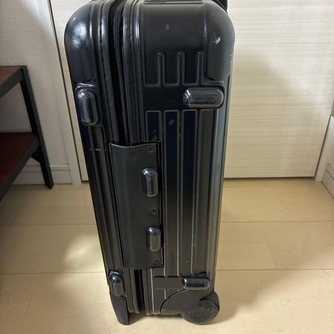 Rimowa 黒 キャリーケース 2輪タイプ