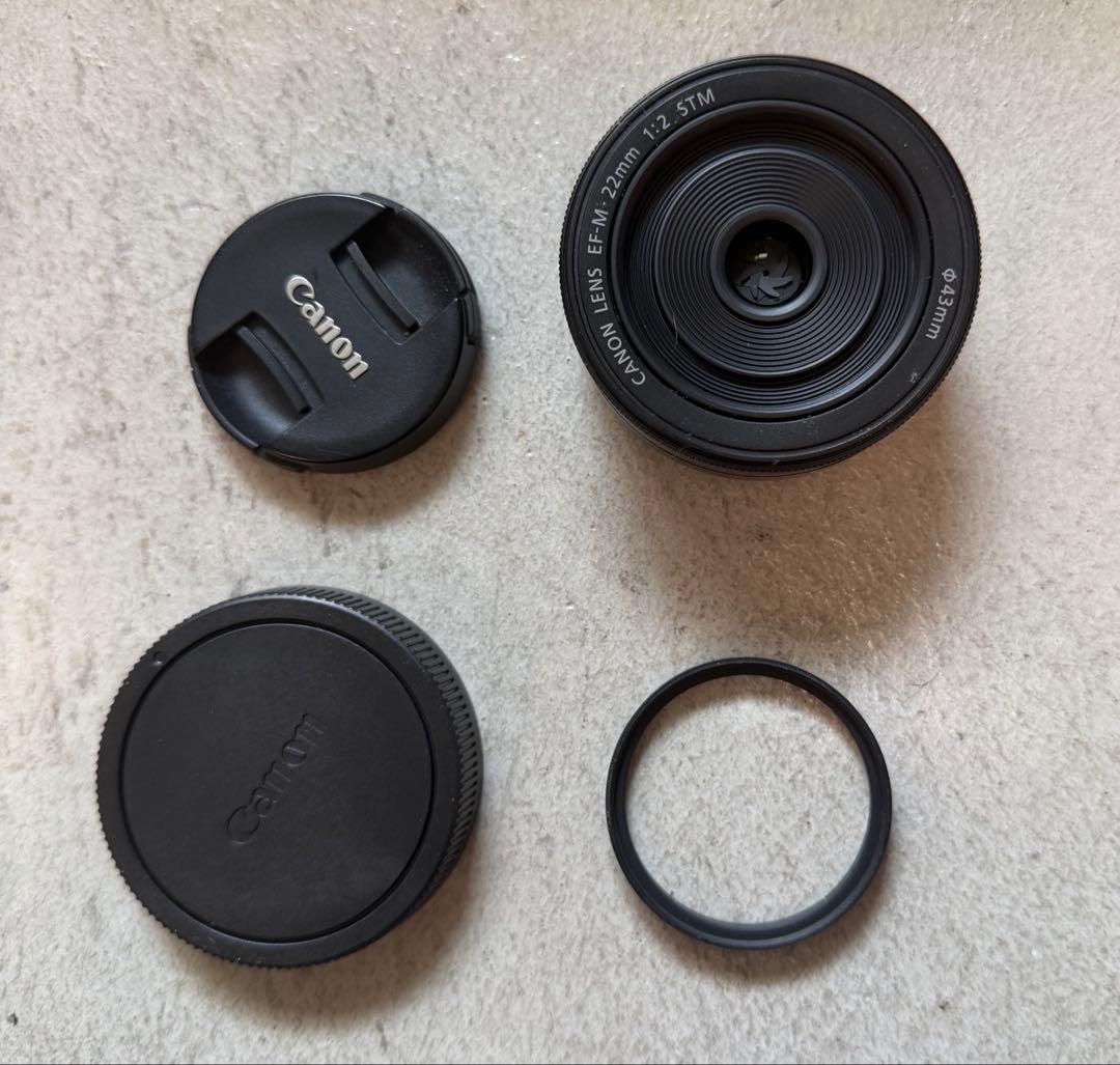 【値下げ】Canon EOS M2 トリプルレンズキット